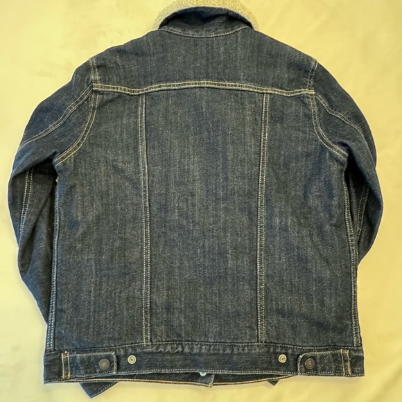 Levi's Jean Jacket w Sherpa & Quilted Lining, sz M - Picture 8 of 13
